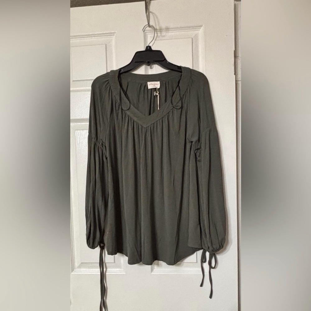 Allie Rose Elegant Olive Green Women's Medium Top